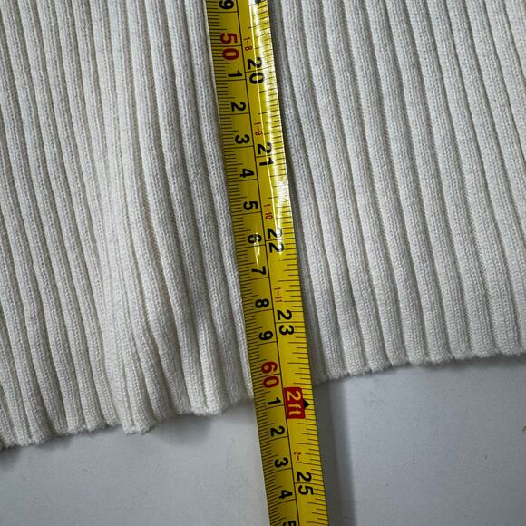 Vintage Y2K St. John’s Bay Ivory Ribbed Turtleneck Embroidered Sleeves XL - Picture 7 of 7